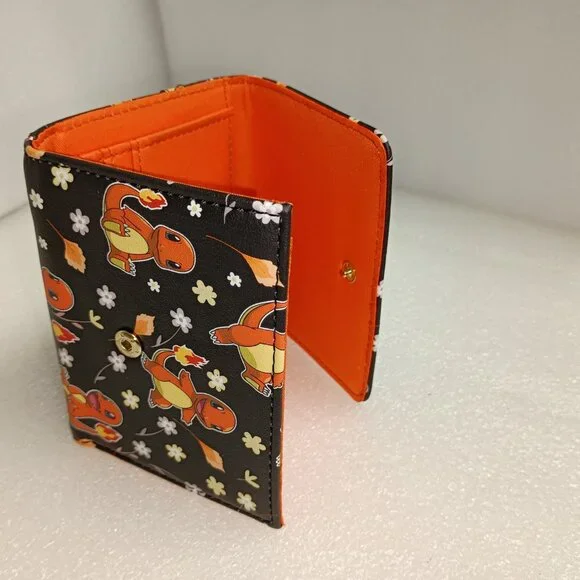 Loungefly Charmander Daisy print bag, wallet and make up bag Set NWT - Picture 7 of 11